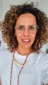 Ingrid Veríssimo. Idealizadora do Sem Delongas Blog